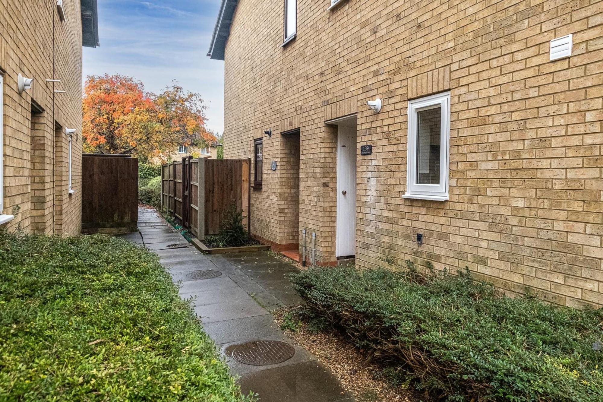 Mk 2-Bedroom Contractor'S Gem, 5 Beds, Sleeps 6, Free Parking Milton Keynes Luaran gambar